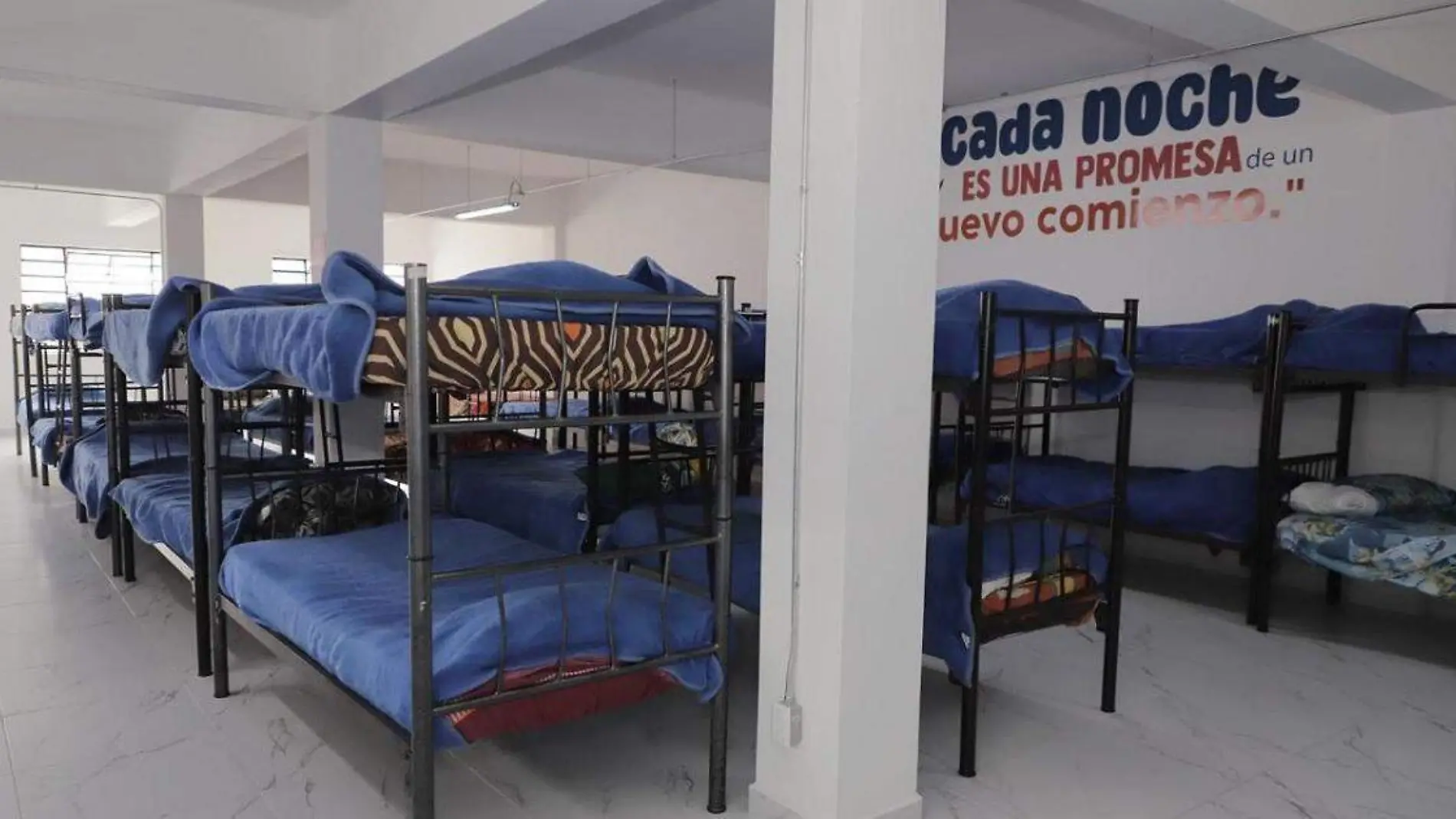 Cama, baño y comida gratuita ofrece el Dormitorio Municipal b